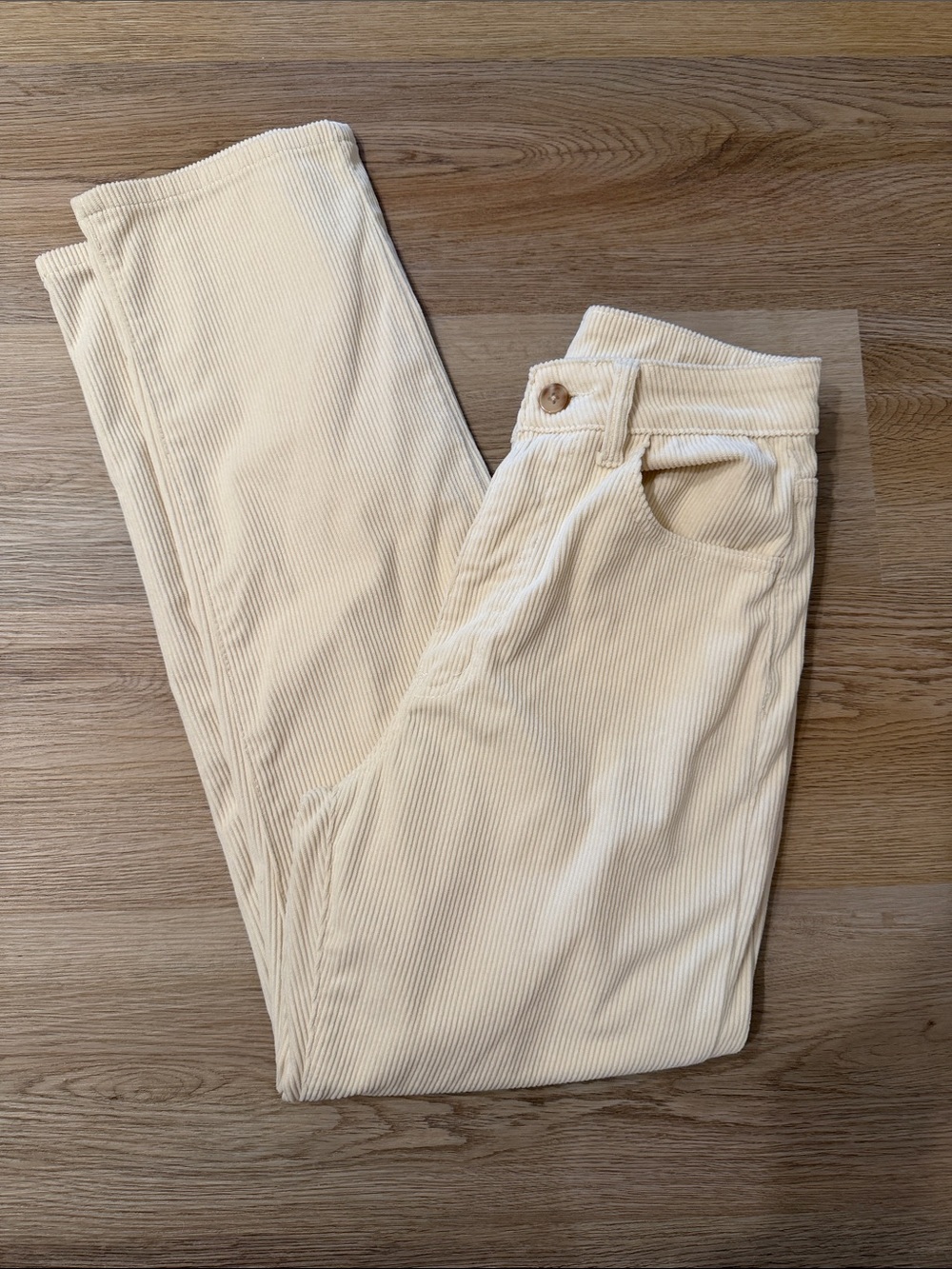 Women’s Cream Corduroy Jeans *Never Worn*